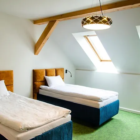 Metropol 3* Сьрем