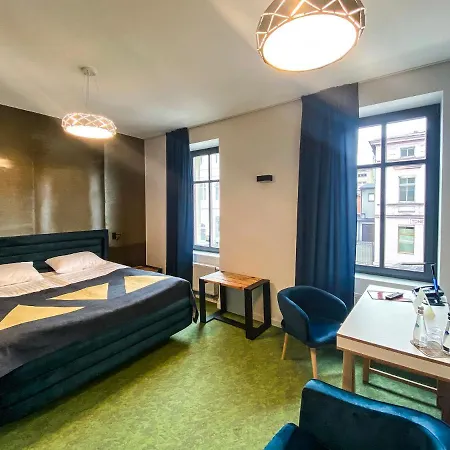 Metropol 3*