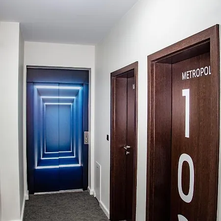 Metropol Hotel 3*