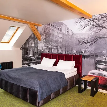 Metropol Hotel 3*