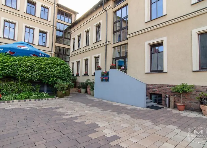 Metropol Ξενοδοχείο 3*